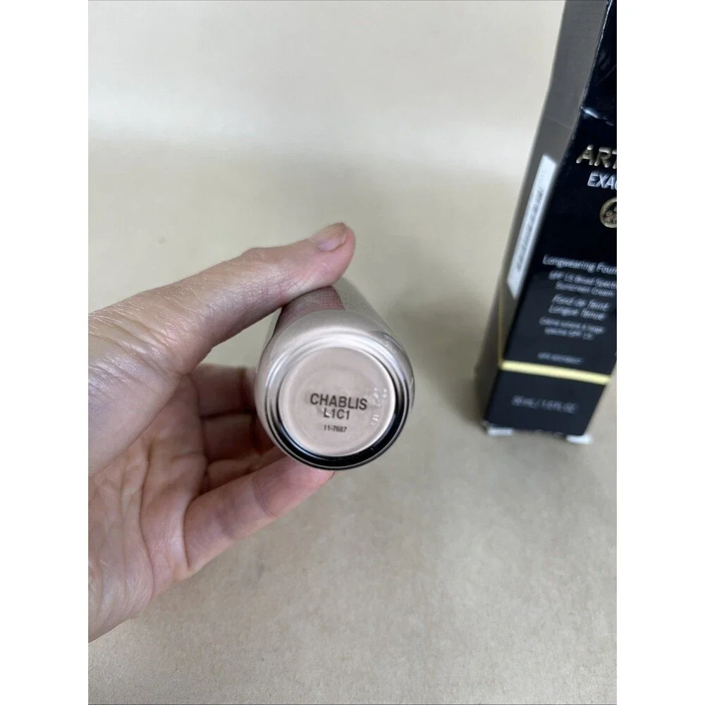 NIB‎ Amway Artistry Exact Fit Long Wearing Foundation CHABLIS L1C1 SPF 15 30ML